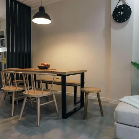 Two Bedroom Residential Home With Own Parking Angeles Εξωτερικό φωτογραφία
