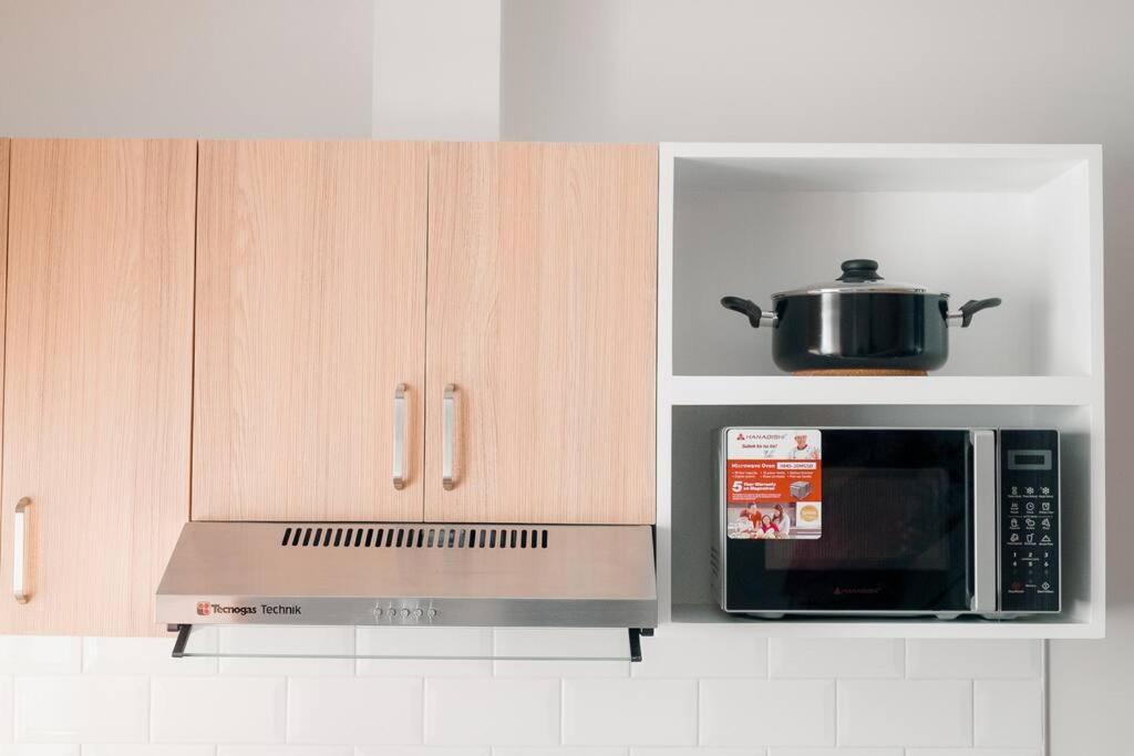 Two Bedroom Residential Home With Own Parking Angeles Εξωτερικό φωτογραφία